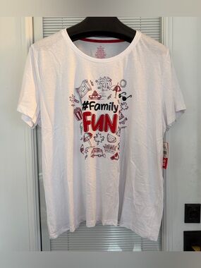 NWT Walmart Women’s 3X Family Fun Tshirt